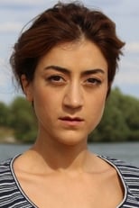 Actor Gizem Erdogan