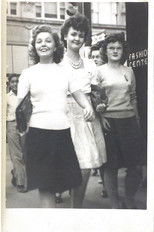 Poster de la película The Standard of Living