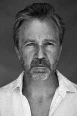 Actor Patrik Karlson