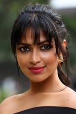 Foto retrato de Amala Paul