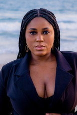 Yhá Mourhia Wright as Mia in PillowTalk