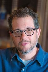 Foto retrato de Michael Giacchino