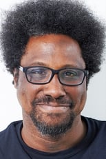 Foto retrato de W. Kamau Bell