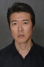 Foto retrato de Kosuke Toyohara