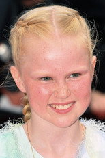 Foto retrato de Rakel Lenora Fløttum
