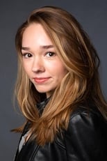 Foto retrato de Holly Taylor