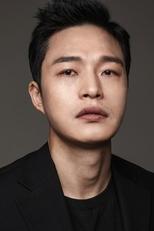 Foto retrato de Lee Seong-woo