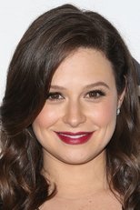 Foto retrato de Katie Lowes