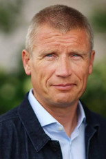 Ryszard Cebula as prowadzący in Uwaga!