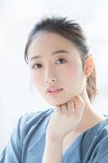 Foto retrato de Mayu Ura