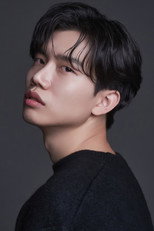 고정모 as Lee Yong-in in 작은 성 : 시들지 않는 꽃