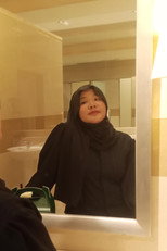 Sahwa Lativa Sakiah as Erika in Inggit