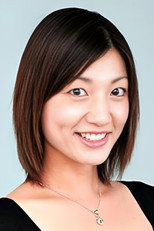 Foto retrato de 冈田加奈子
