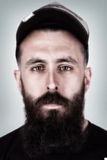 Foto retrato de Scroobius Pip