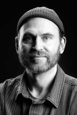 Foto retrato de Ari Willey
