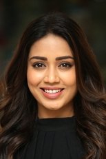 Foto retrato de Nivetha Pethuraj