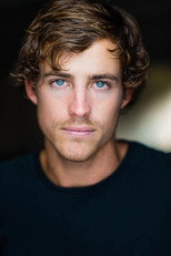 Jadon Cal Fitzpatrick as Evan in Bloom