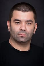 Foto retrato de Bülent Şakrak