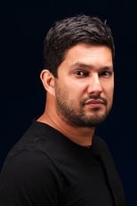 Foto retrato de Hamed Behdad