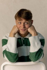Viktoras Balykov as Viktis in Niekdariai