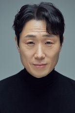 Foto retrato de Shin Mun-sung