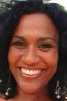 Foto retrato de Adelaide Bueno