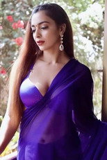 Tia Atharva as Simran in Kaale Dhande