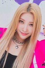 Lee Chae-young as Self - Contestant in A-IDOL