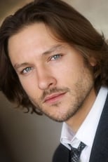 Foto retrato de Michael Graziadei