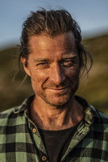 Markus Torgeby as Host in Under bar himmel