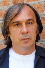 Foto retrato de Goran Radovanović