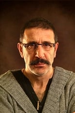 Foto retrato de Cem Özer