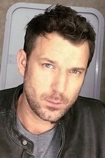 Foto retrato de Wil Traval