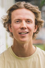 David Kløve Kjernlie as Reka in Lunch