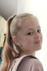 Luna Glišić as Maja Maksimović in Nanny from the Village