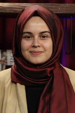 Foto retrato de Büşra Bülbül