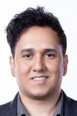 Behrouz Saffarian as self - Judge in Band Bazi