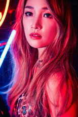 Park Na-rae as Self in Lee Hyori's X-sister