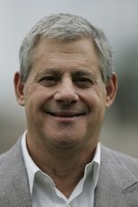 Foto retrato de Cameron Mackintosh