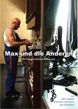 Max and the Others (2013)