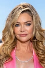 Foto retrato de Denise Richards