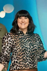 Freja Lind as Co-Host in Jo færre jo bedre