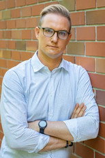 Zoltán Lakner Zoltán Lakner