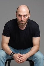 Foto retrato de Emre Erçil