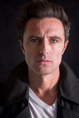 Camilo Sáenz as Gilberto Sanmiguel in Reportera X