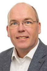 Poul Duedahl as Historiker in Sladderhistorie