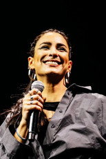 Mariana Rosária as Himself in SobreTudo
