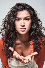 Luciana Balby as Heloísa in A Filha