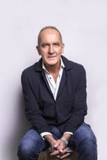 Foto retrato de Kevin McCloud