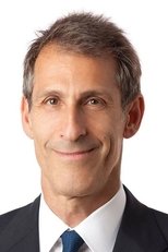 Foto retrato de Michael Lynton